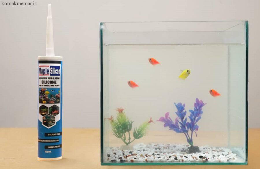 چسب آکواریوم ماهی در محیط‌های مرطوب مقاومت بالایی دارد